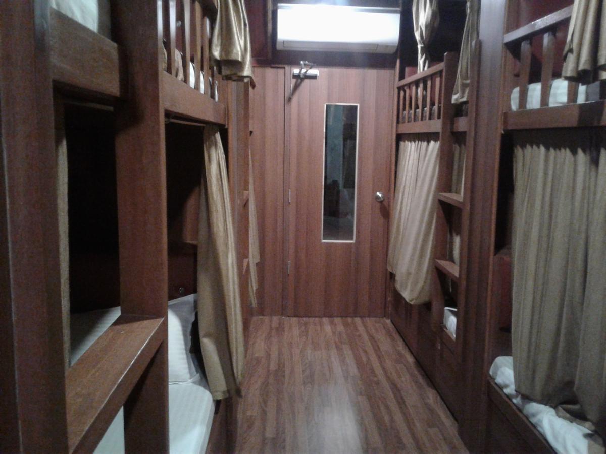 Classic Dormitory Mumbai  Buitenkant foto