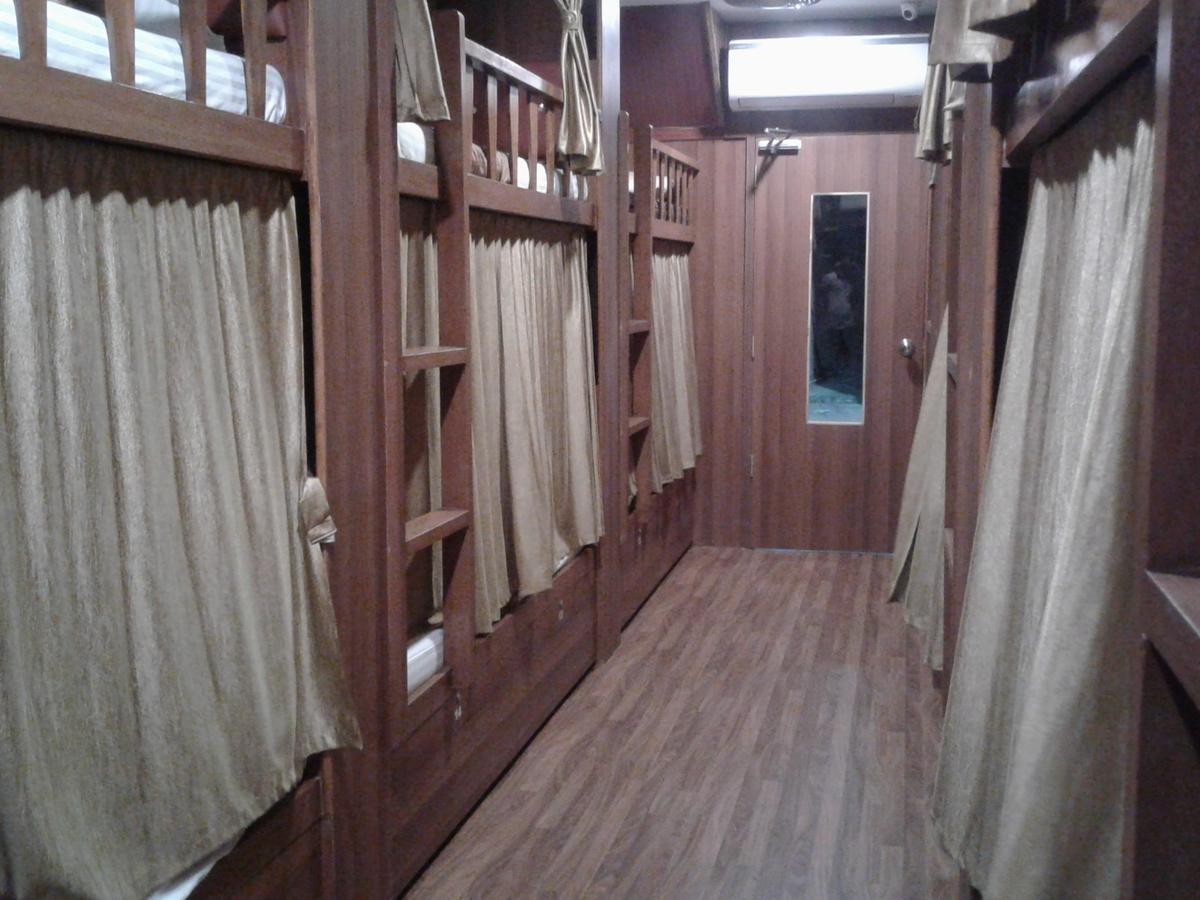 Classic Dormitory Mumbai  Buitenkant foto