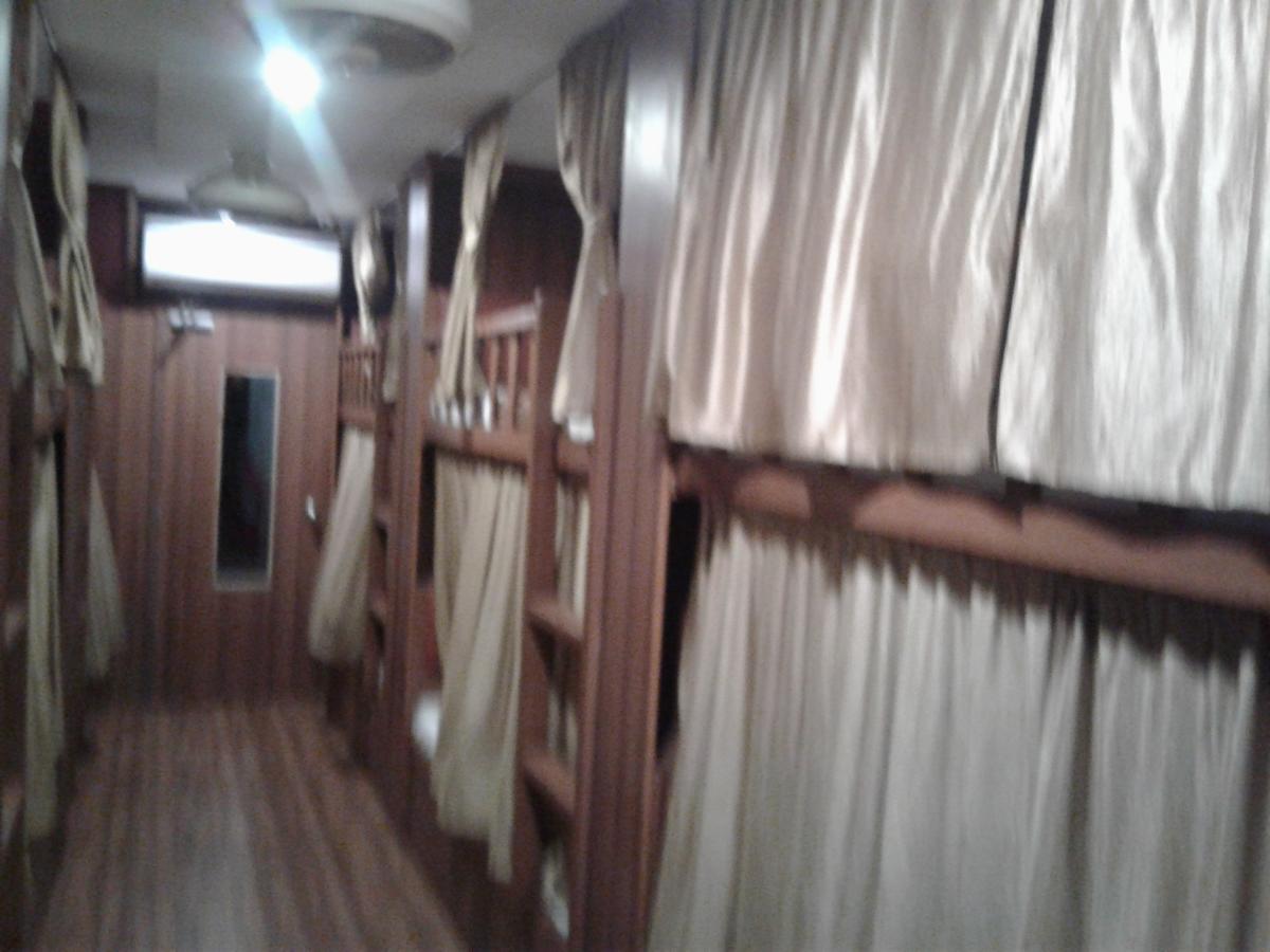 Classic Dormitory Mumbai  Buitenkant foto